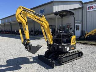 2025 New Holland E17C