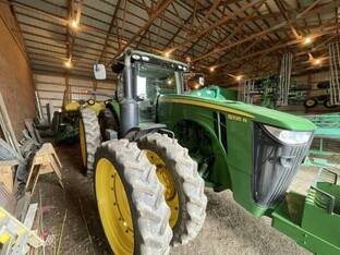 2011 John Deere 8335R