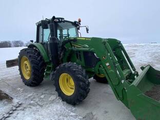 2020 John Deere 6120M