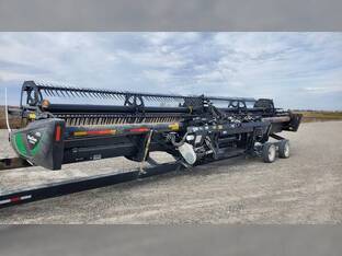 2020 MacDon Industries FD135