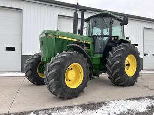 John Deere 4255