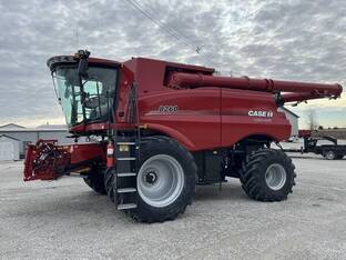 2025 Case IH 8260