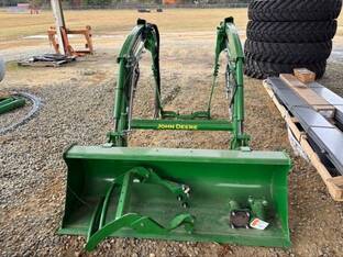 2023 John Deere 320R