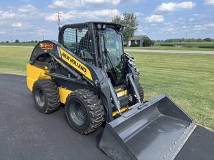 2025 New Holland L334
