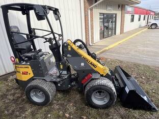 2025 New Holland ML12T