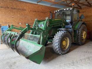 2017 John Deere 6145R