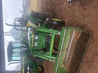 John Deere 5200