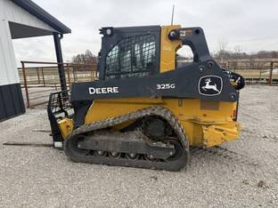 2022 John Deere 325G