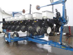 2006 Kinze 3500