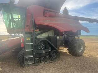2023 Case IH 8250
