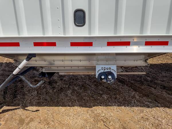 2027 Neville 40 ft x 102 in