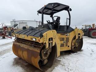 2018 Caterpillar CB64B
