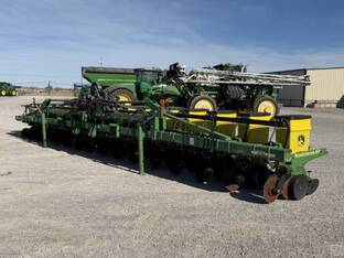 2005 John Deere 1720