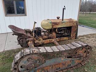 1947 Oliver Cleatrac HG