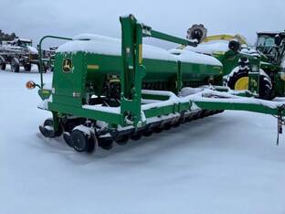 2011 John Deere 1590