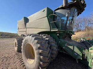 2024 John Deere S780