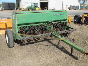 John Deere 450