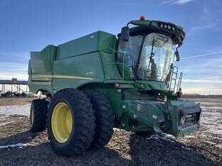 2020 John Deere S770
