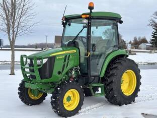 2022 John Deere 4066R