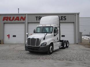 2020 Freightliner CASCADIA 125