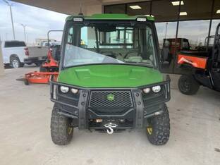 2022 John Deere XUV835R