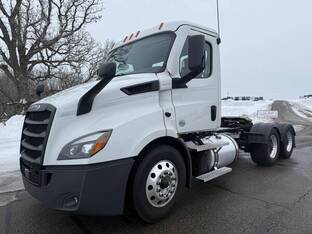2022 Freightliner CASCADIA 116