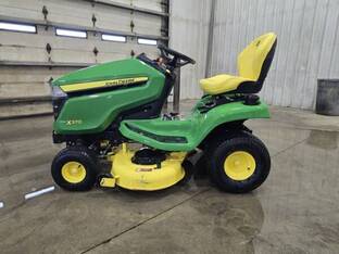 2022 John Deere X370