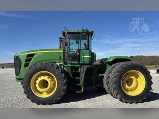 2009 John Deere 9230