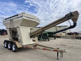 2010 Unverferth 3750