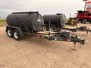 2025 Endura 1010 Gallon Black Limited Nurse Trailer