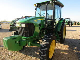 John Deere 5093E