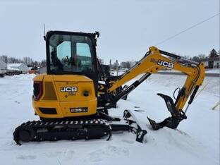 2022 JCB 35Z-1
