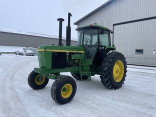 John Deere 4630