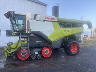 2020 Claas LEXION 7400TT