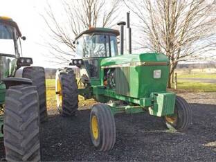 John Deere 4640