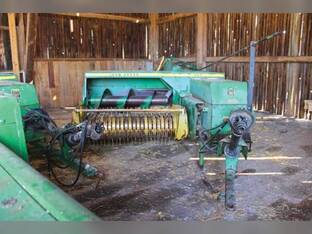 John Deere 327