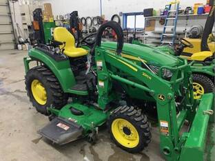 2018 John Deere 2032R