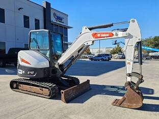 2022 Bobcat E42