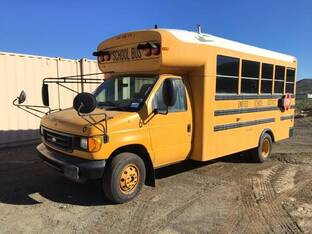 2004 Ford E450