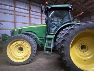 2012 John Deere 8335R