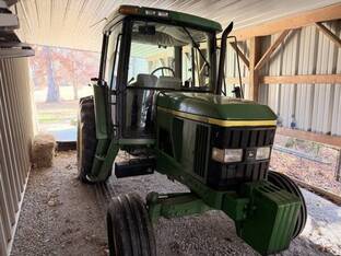 1998 John Deere 6110
