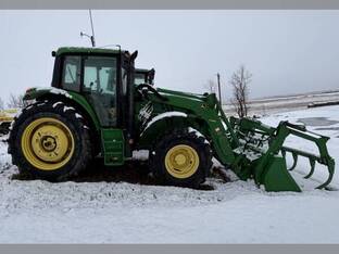 2015 John Deere 6125M
