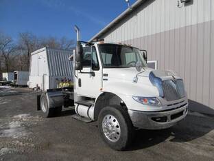 2013 International DURASTAR 4400
