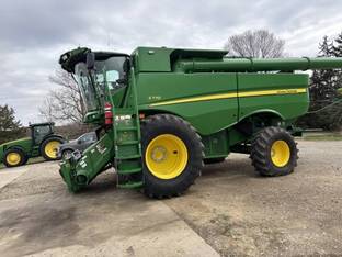 2023 John Deere S770
