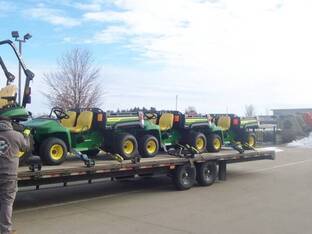 2024 John Deere GATOR TX 4X2