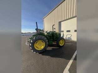 2023 John Deere 5075E