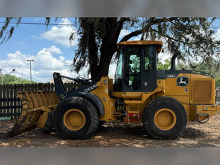 2019 John Deere 524L