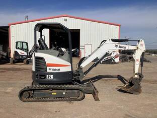 2019 Bobcat E26