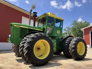 1972 John Deere 7520