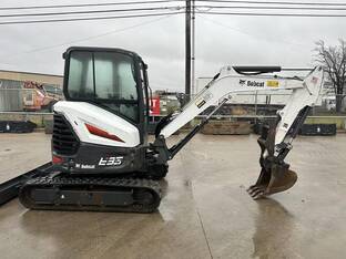 2021 Bobcat E35